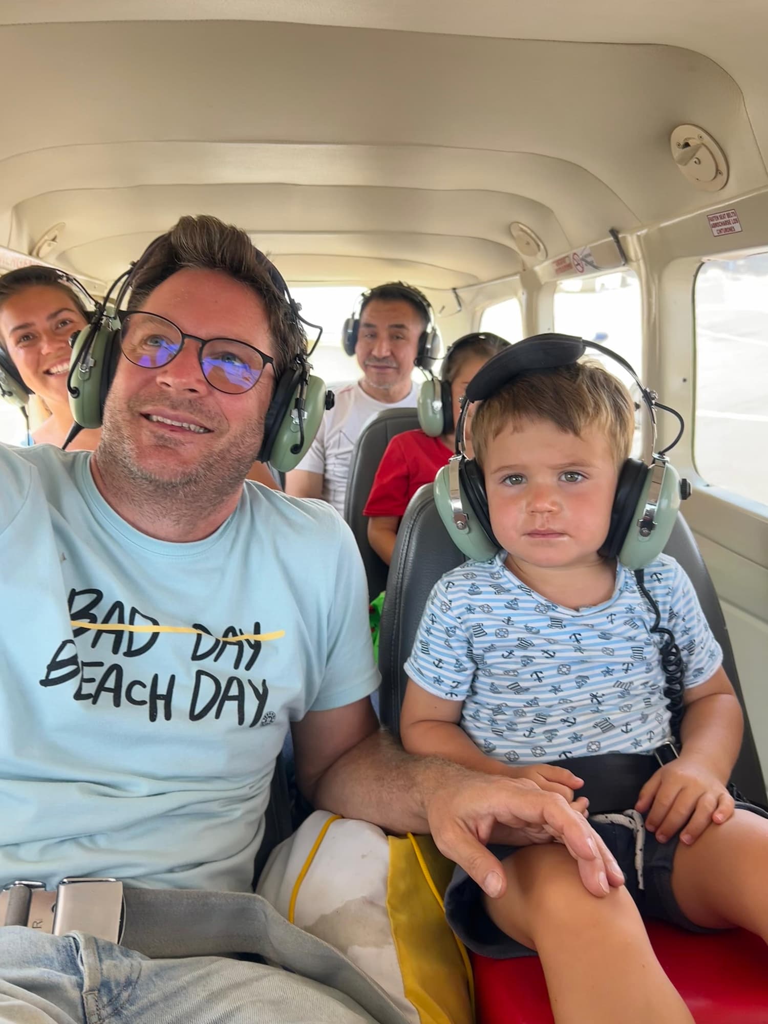 sobrevuelo a las lineas de nasca paseo en familia Playa La Mina